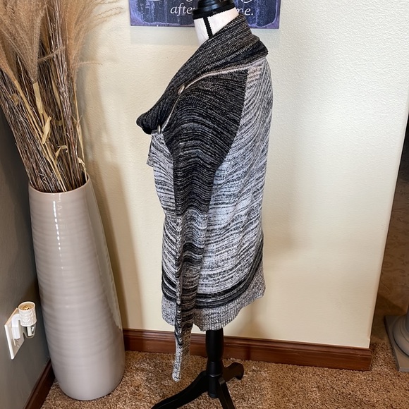 A|X Armani Exchange Black/Grey Button Up Sweater Cardigan Coat Size M - Picture 5 of 12